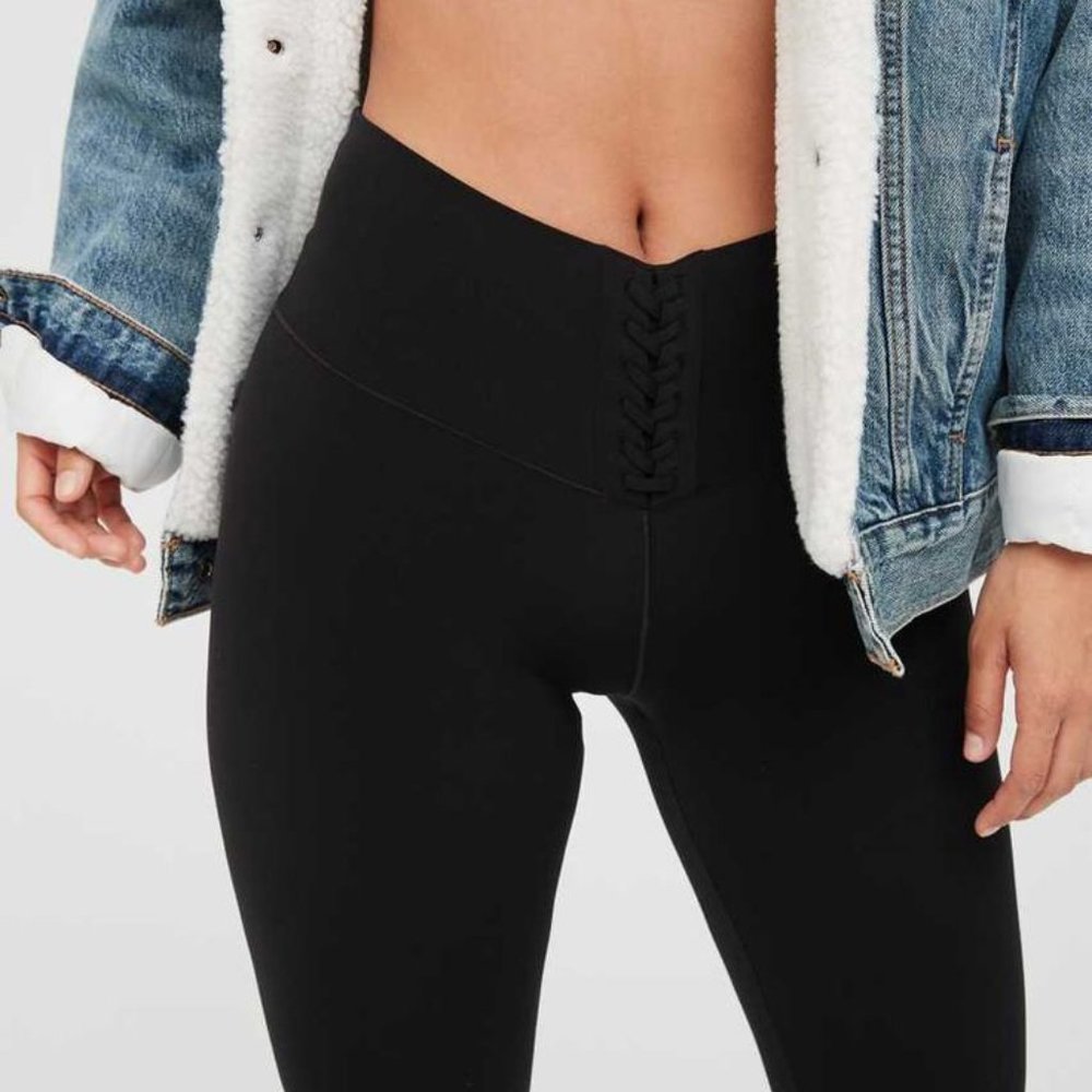 AERIE - OFFLINE By Aerie Real Me High Waisted Lace Up Legging - Size M